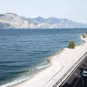 https://haus-and-beach.hotelinveneto.com
